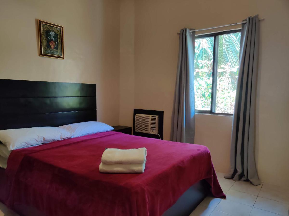 Отель Red Knight Gardens Davao Экстерьер фото