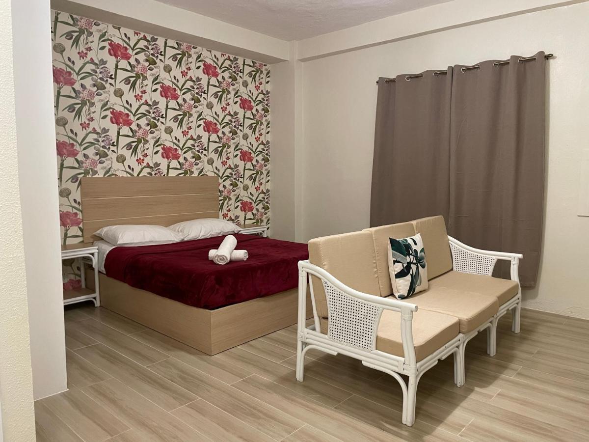 Отель Red Knight Gardens Davao Экстерьер фото